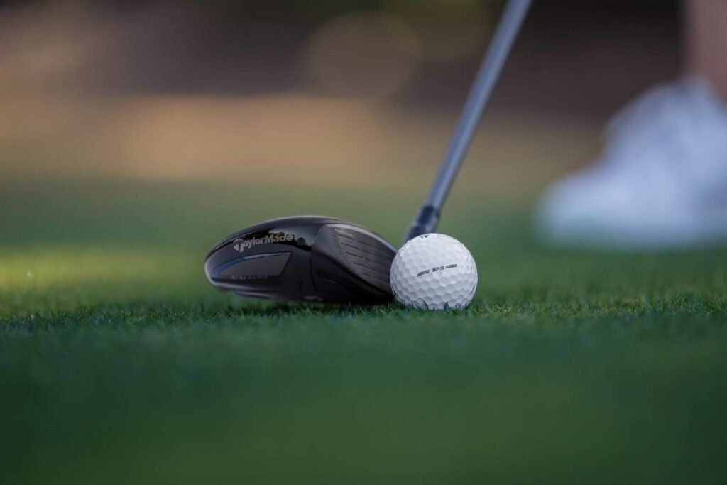 Qi4D-Max-Lite-Fairway-WoodH900_M